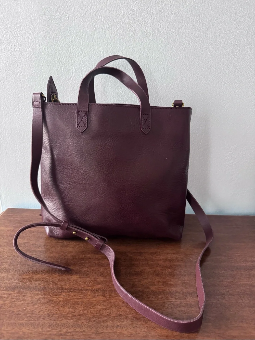 Madewell Leather Crossbody Tote in Deep Plum